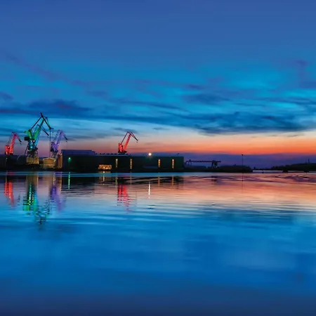 Апартаменты Beautiful In With Wifi Пула