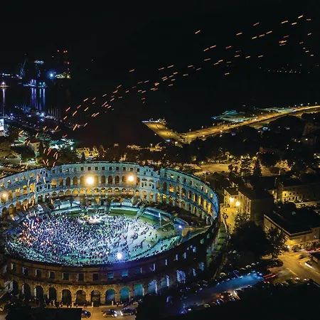 Beautiful In With Wifi * Пула